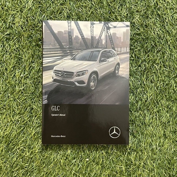 2018 Mercedes-Benz GLC Owners Manual (GLC43 GLC63 AMG, GLC300, GLC350e 4MATIC) - Picture 2 of 12
